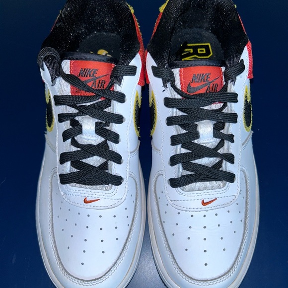 Nike Air Force 1 Low Rayguns 6.5 Youth - Picture 5 of 8